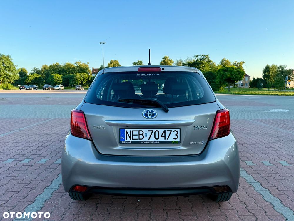 Toyota Yaris 1.5 VVT-i Comfort mit Design Paket - 6
