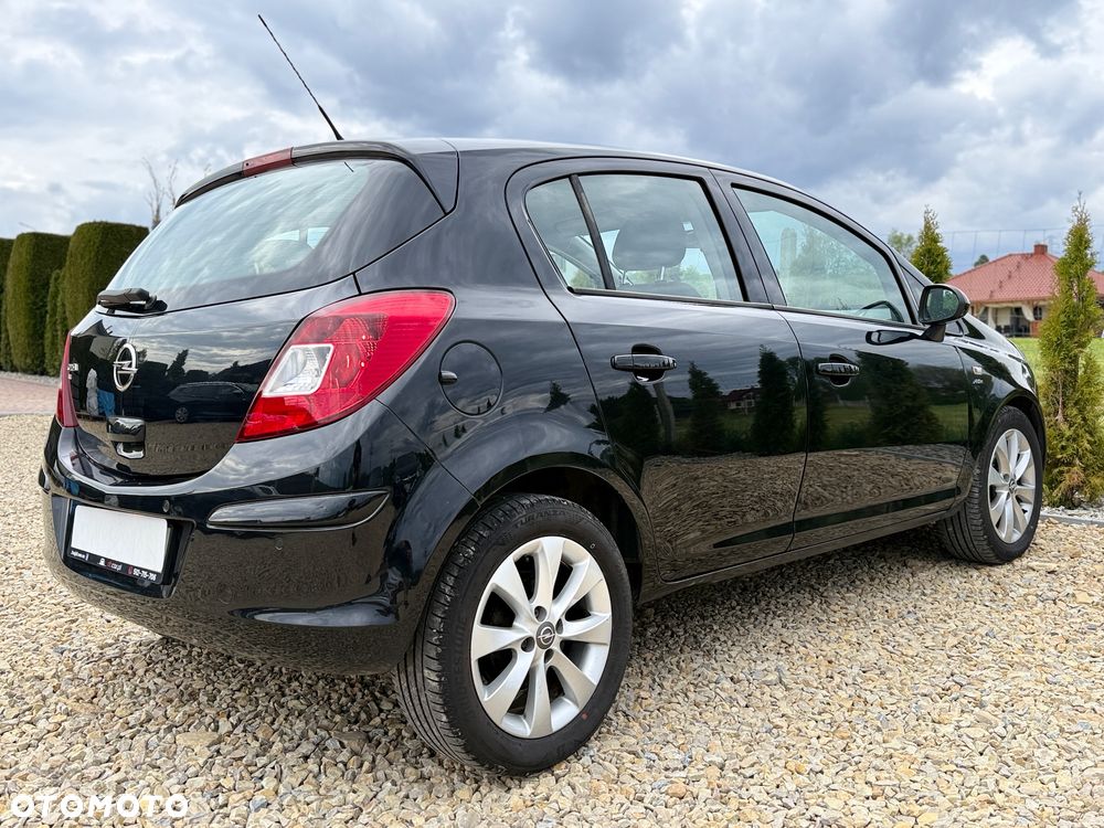 Opel Corsa 1.4 16V EcoFLEX Start-Stop 150 Jahre - 38