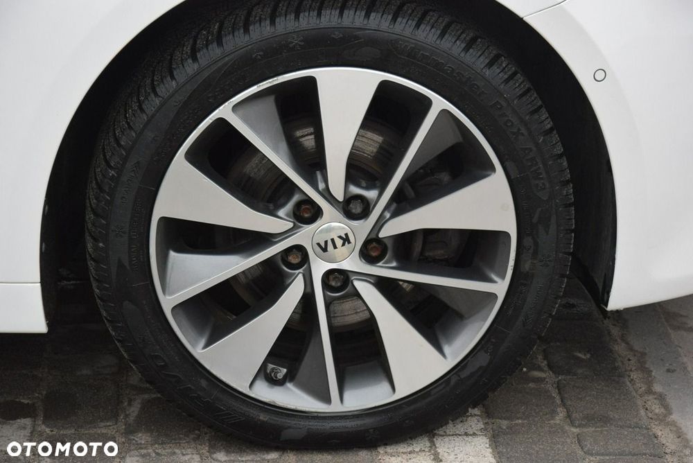 Kia Optima - 10