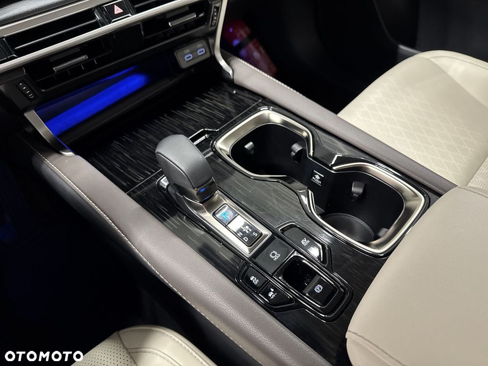 Lexus RX - 21