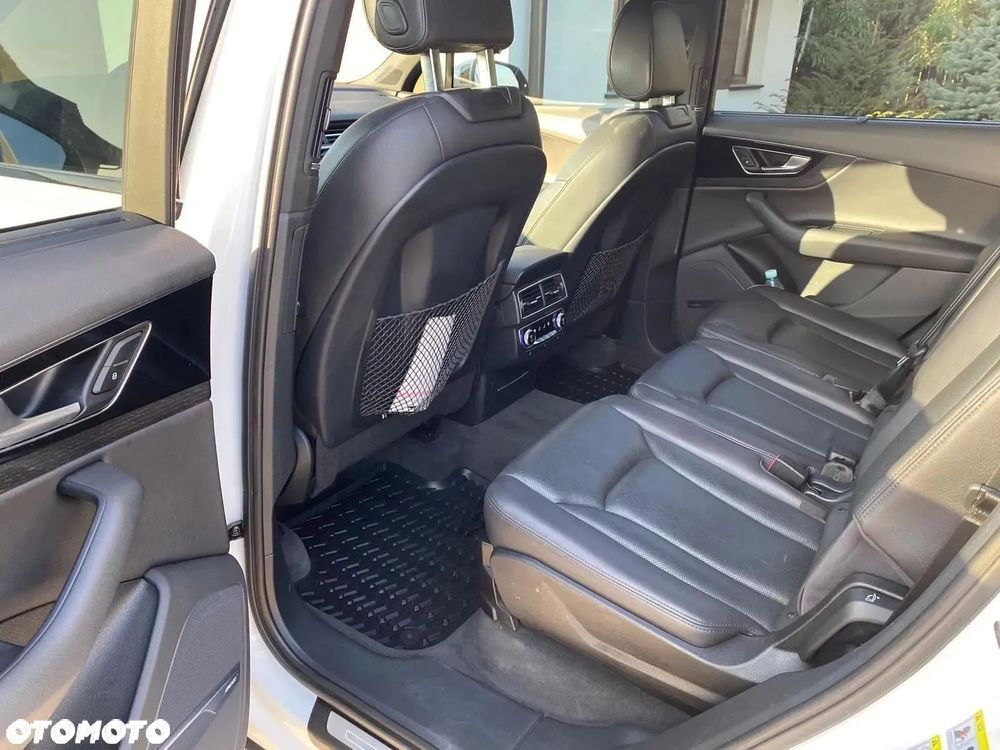 Audi Q7 - 29