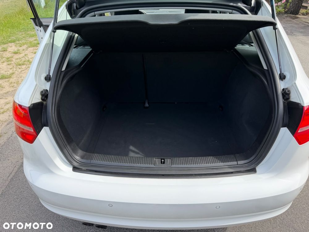 Audi A3 Sportback - 18