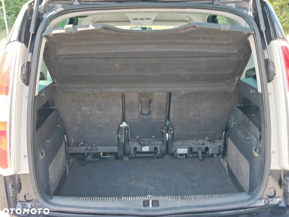 Skoda Roomster 1.2 Style - 18