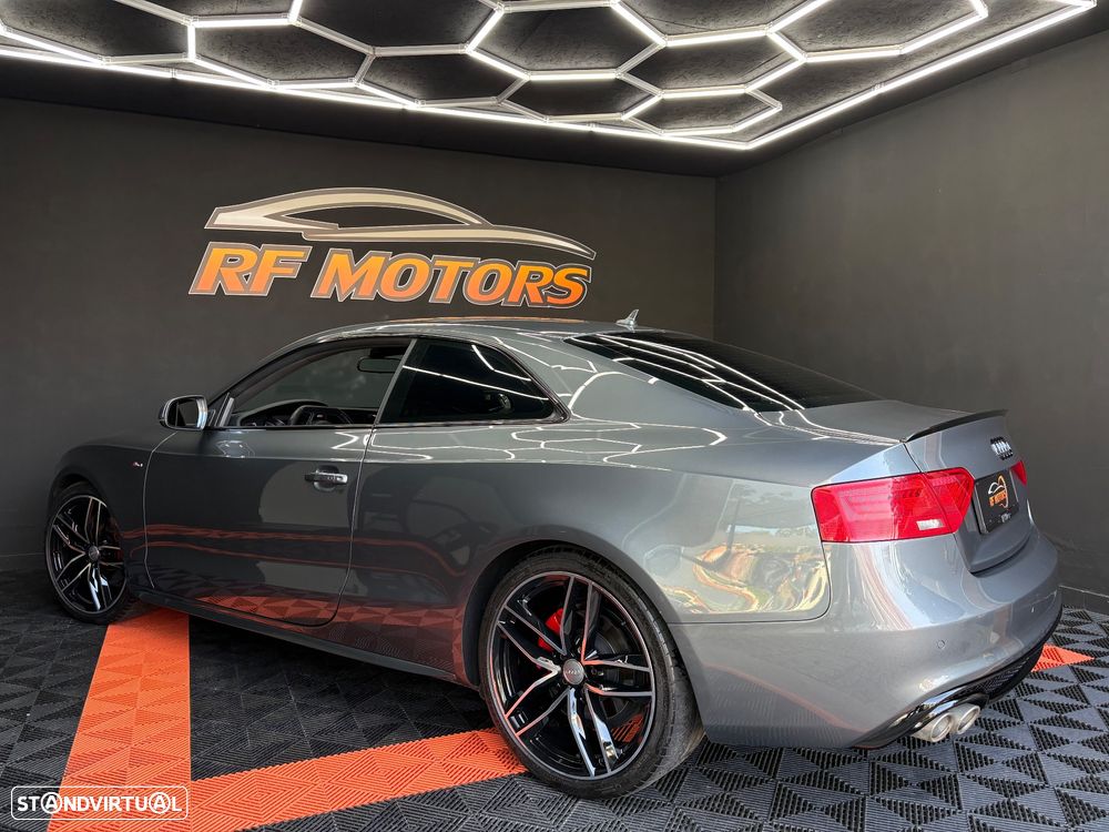 Audi A5 2.0 TDI Multitronic Business Line S-line - 28