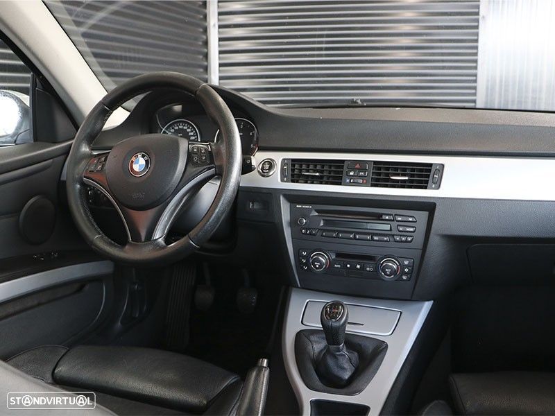 BMW 330 - 8