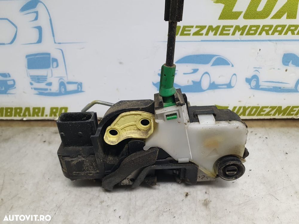 Broasca stanga spate 13503787 Opel Insignia A [2008 - 2014] - 2