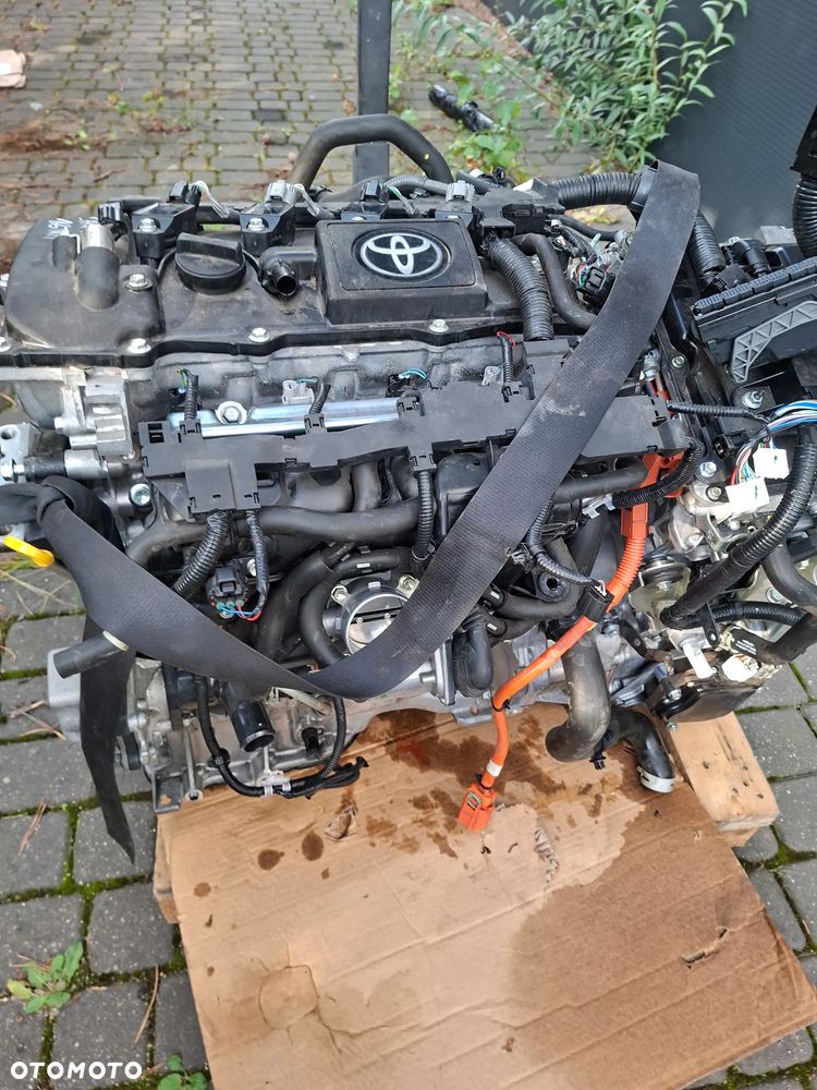 TOYOTA CH-R COROLLA E21 1.8 2ZR HYBRYDA SILNIK KOMPLETNY - 9