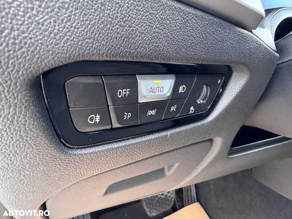 BMW Seria 3 320i AT - 20