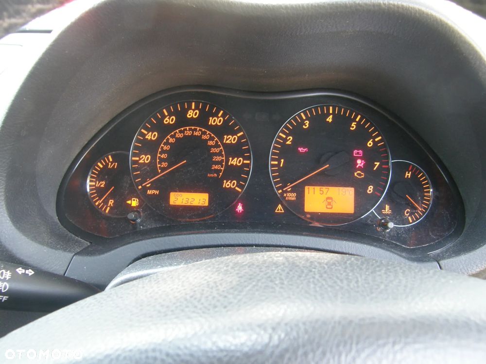 Toyota Avensis 2.0 VVT-i Executive - 7