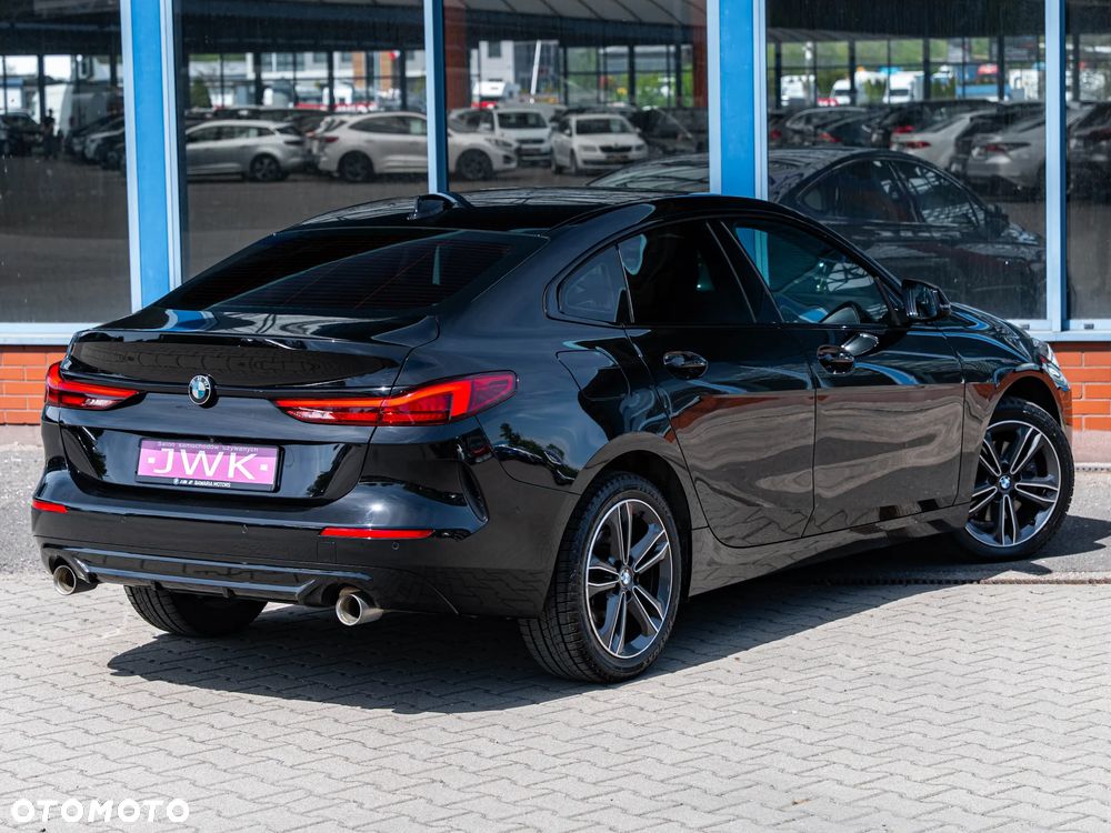 BMW Seria 2 218d Sport Line - 12