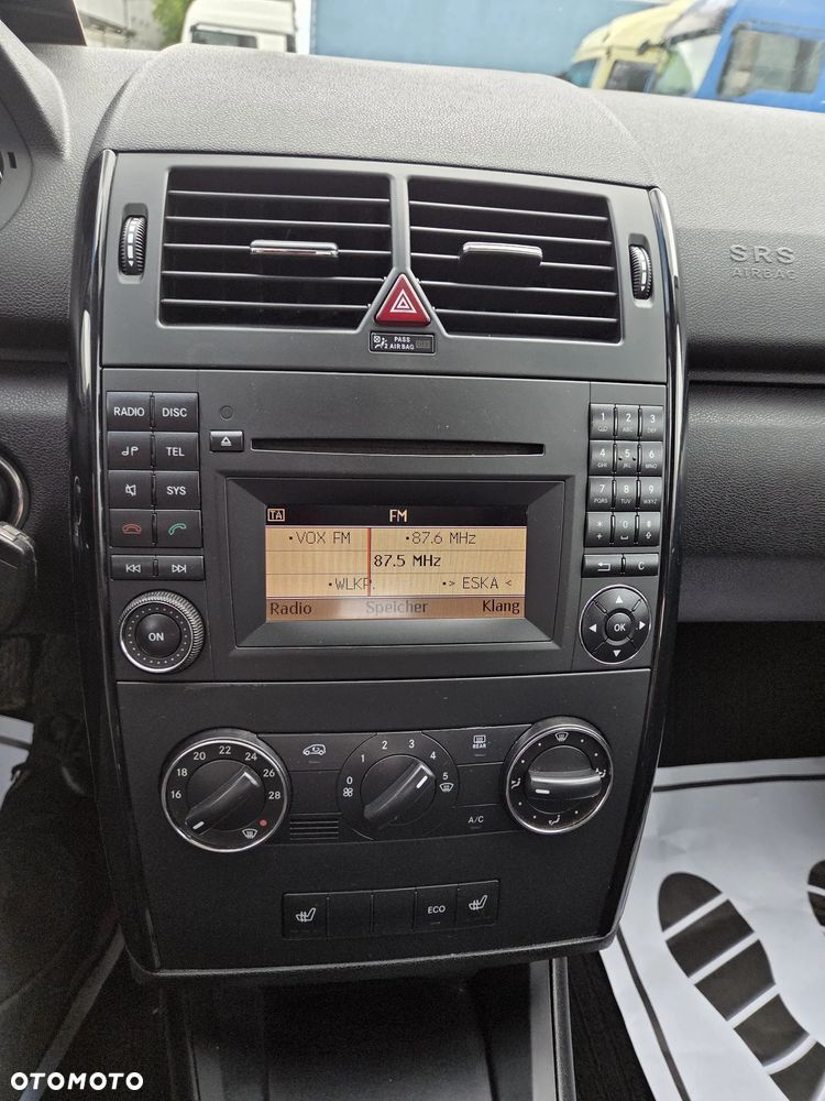 Mercedes-Benz Klasa A 160 BlueEFFICIENCY Elegance - 10