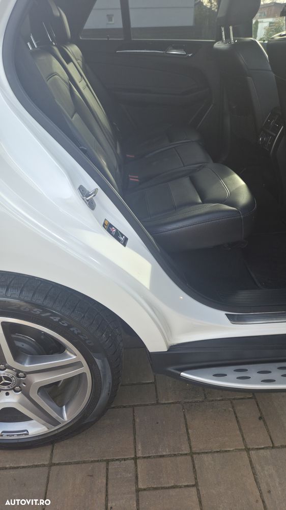 Mercedes-Benz GLE 350 d 4MATIC - 28