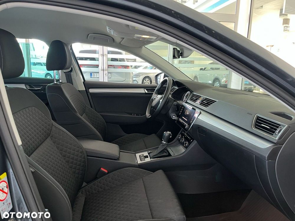 Skoda Superb 2.0 TSI Ambition DSG - 21