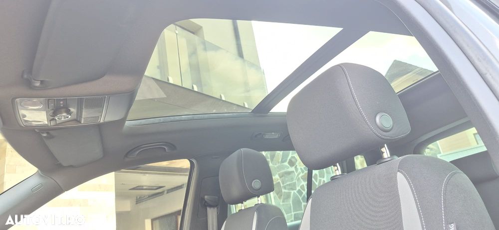 Volkswagen Tiguan 2.0 TDI DPF 4Motion Life - 4