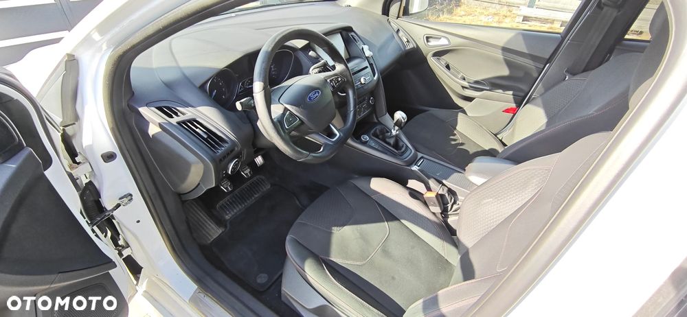 Ford Focus 1.0 EcoBoost ST-Line ASS - 10