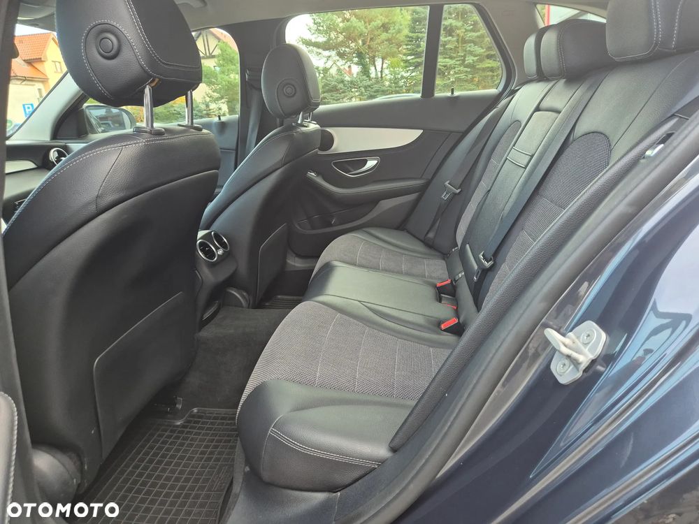 Mercedes-Benz Klasa C 200 7G-TRONIC Avantgarde - 19