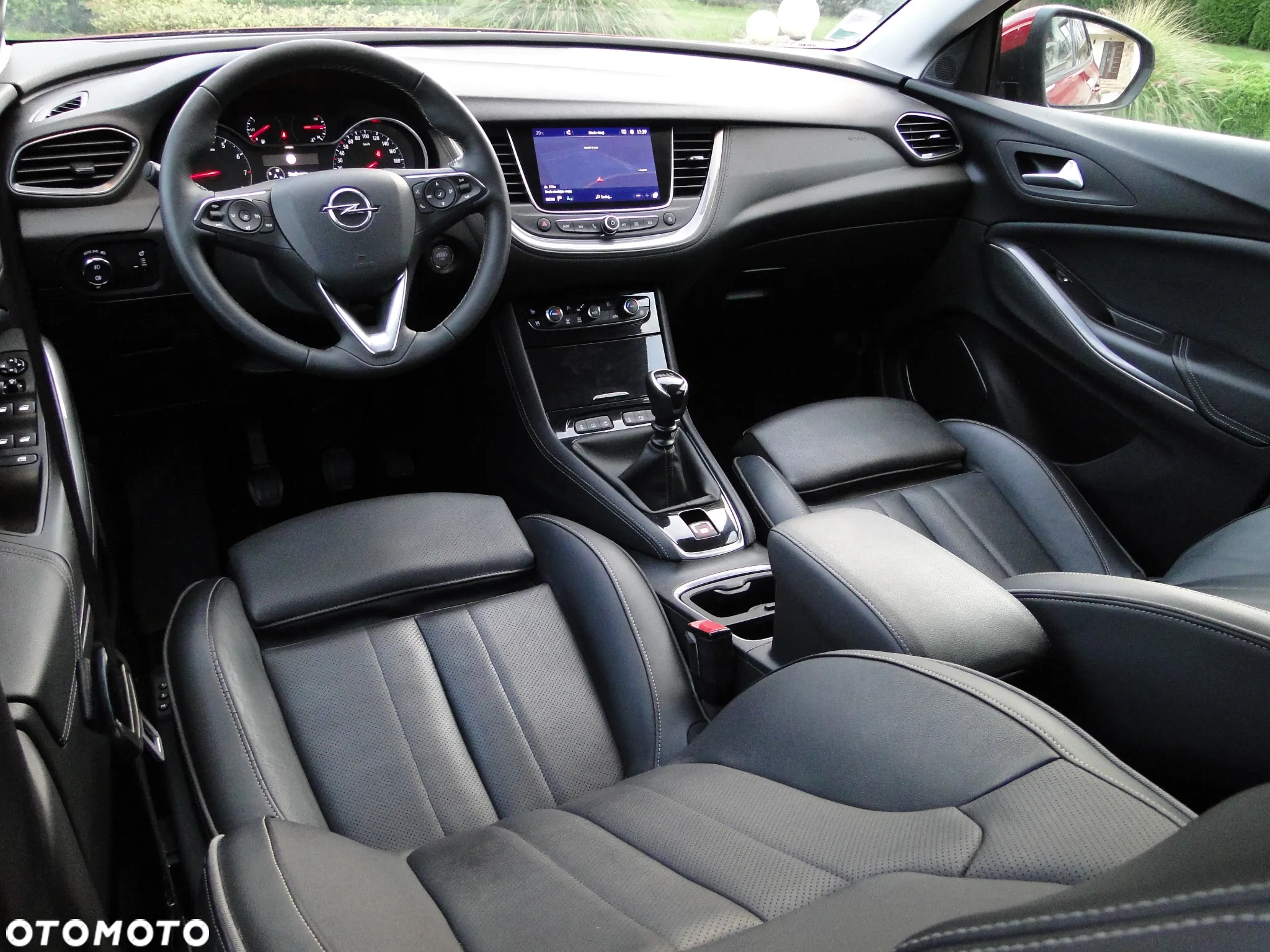 Opel Grandland X 1.2 T GPF Elegance Business Pack S&S - 25