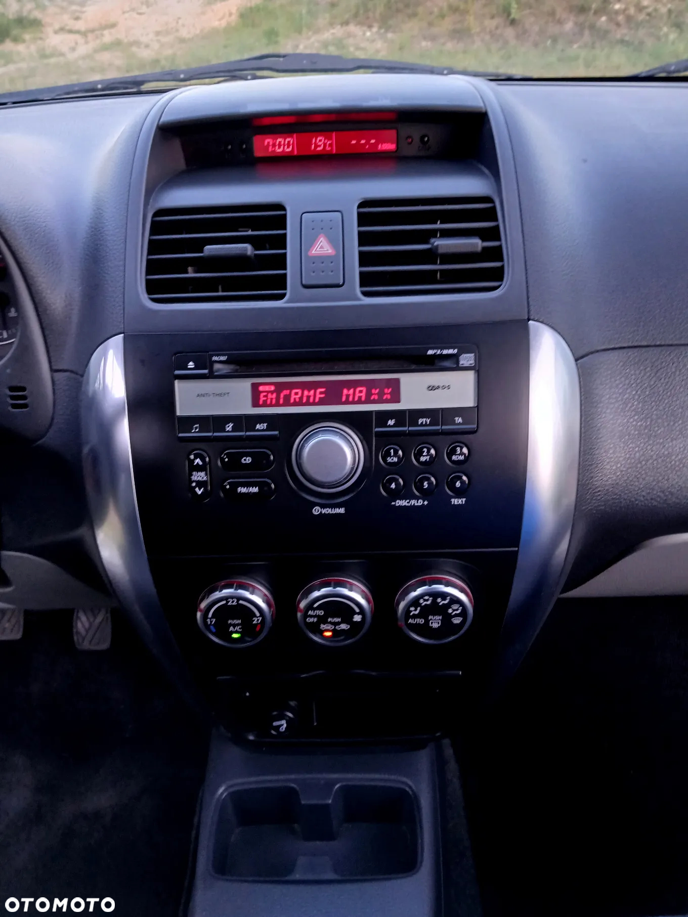 Suzuki SX4 1.6 Premium Outdoor - 9