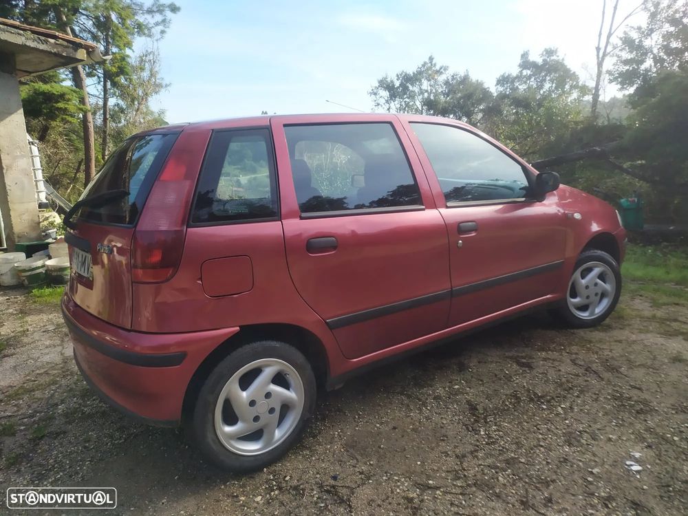 Fiat Punto - 2