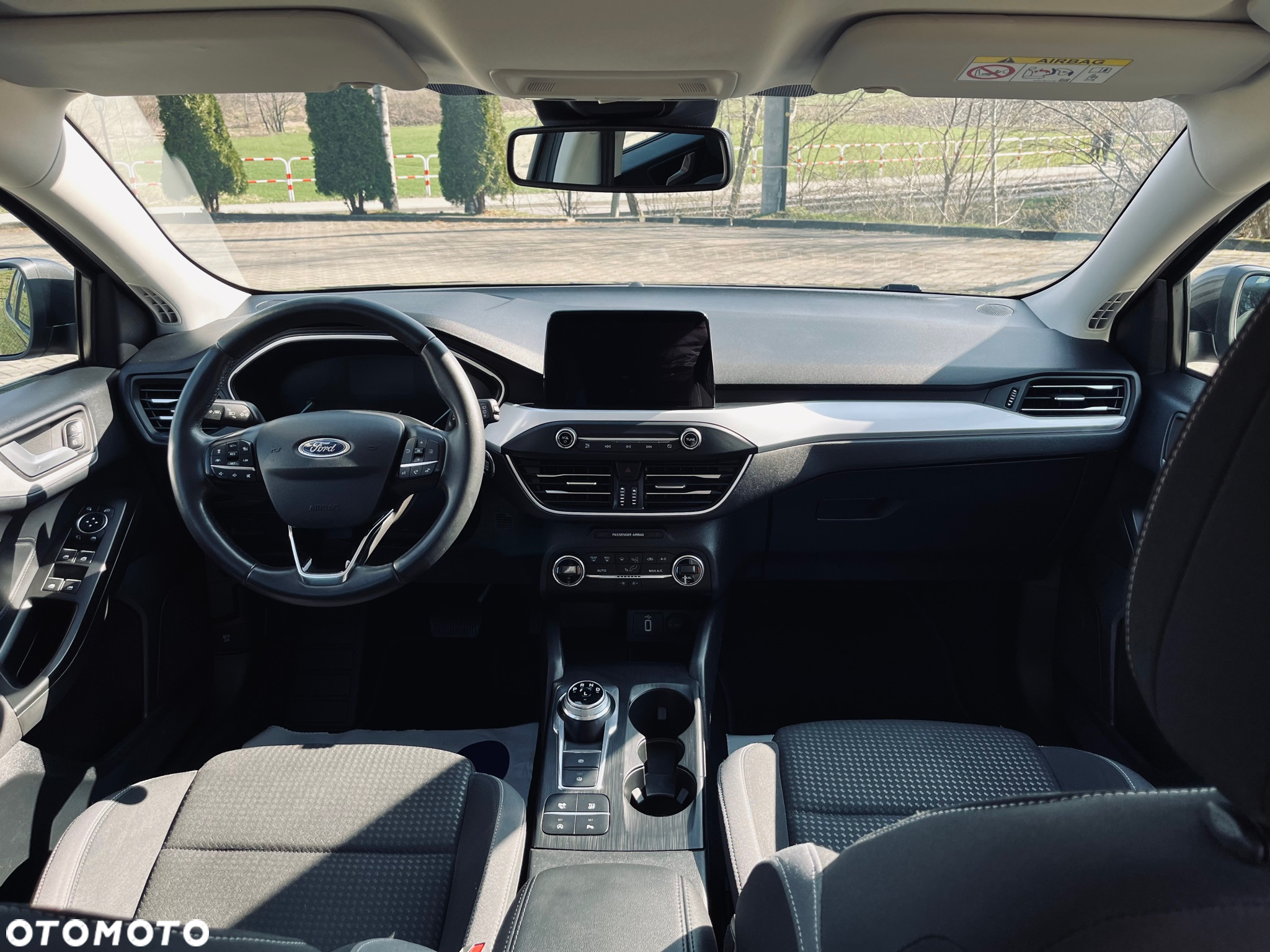 Ford Focus 1.0 EcoBoost Active Business - 25