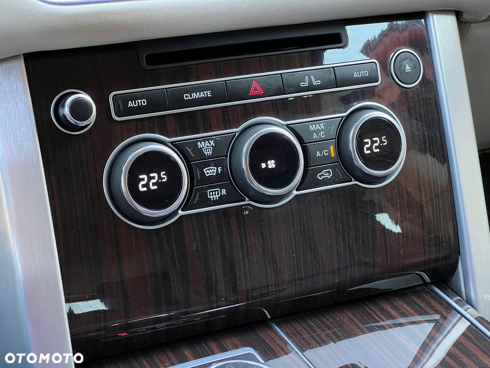 Land Rover Range Rover 4.4SD V8 AB - 40