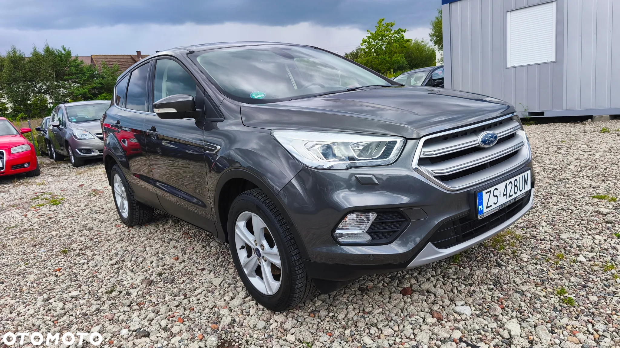 Ford Kuga 1.5 EcoBoost 2x4 Titanium - 5
