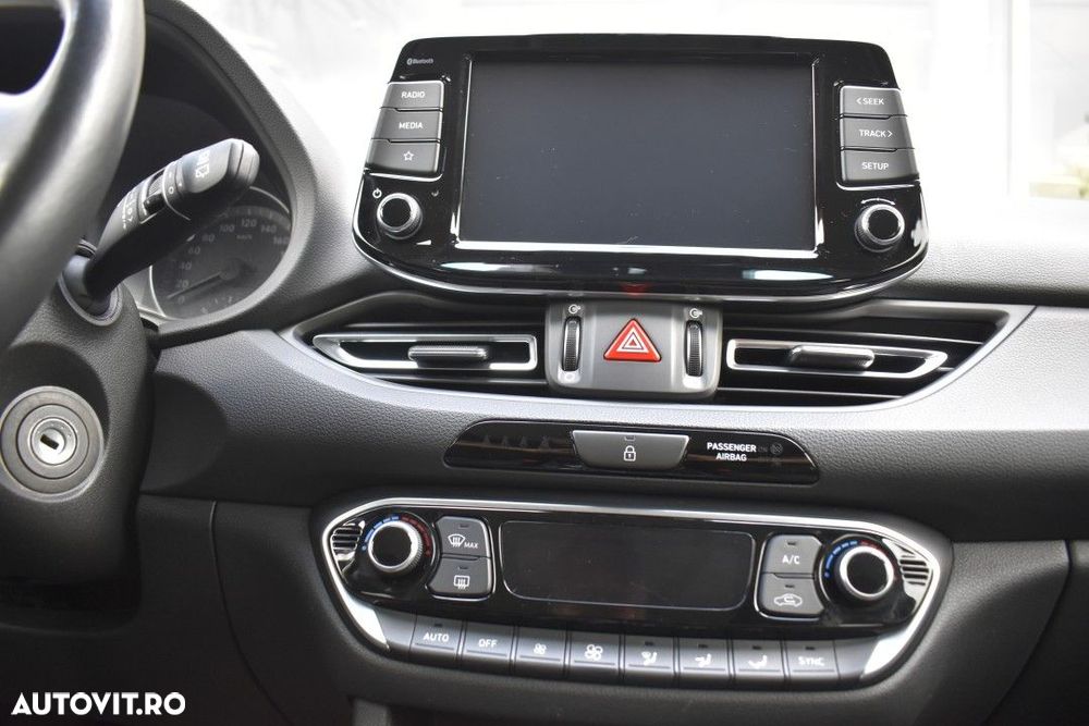 Hyundai i30 1.5 110CP 5DR M/T Highway - 26