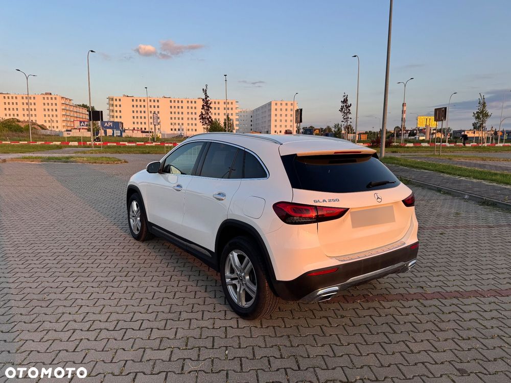 Mercedes-Benz GLA 250 8G-DCT Progressive - 6