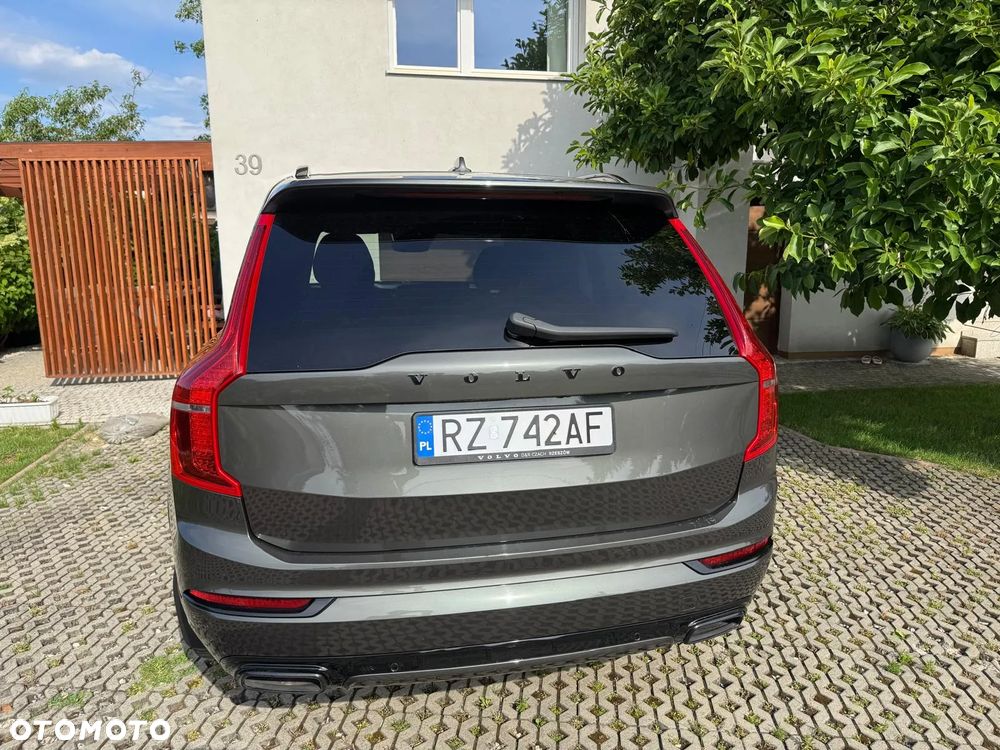 Volvo XC 90 D5 AWD R-Design 7os - 24
