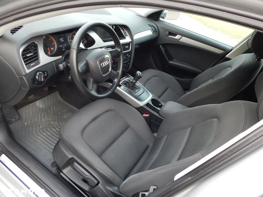 Audi A4 Avant 2.0 TDI DPF Attraction - 7