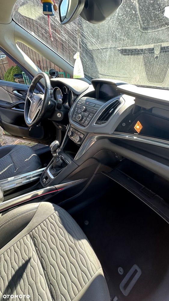 Opel Zafira Tourer 1.4 Turbo Innovation - 21