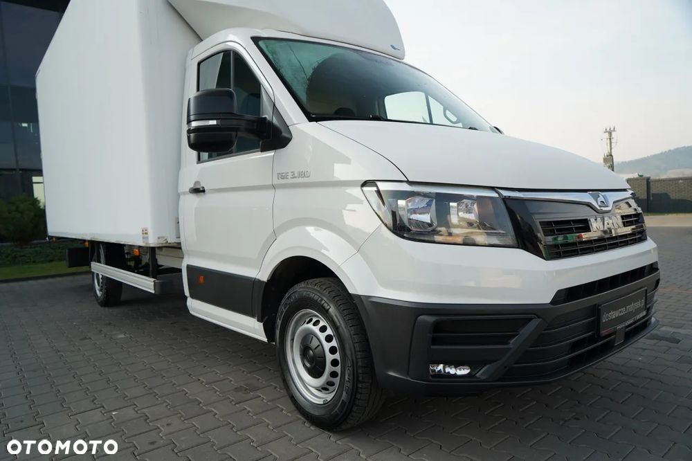 MAN TGE 3.180 / 2.0D /  KONTENER  5,5 m / DMC: 3500 KG / SPROWADZONY / - 11