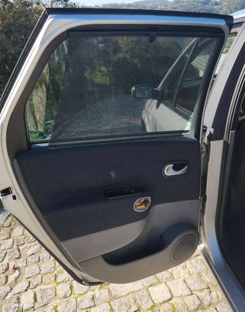 Renault Scénic 1.5 dCi SE Exclusive II - 13