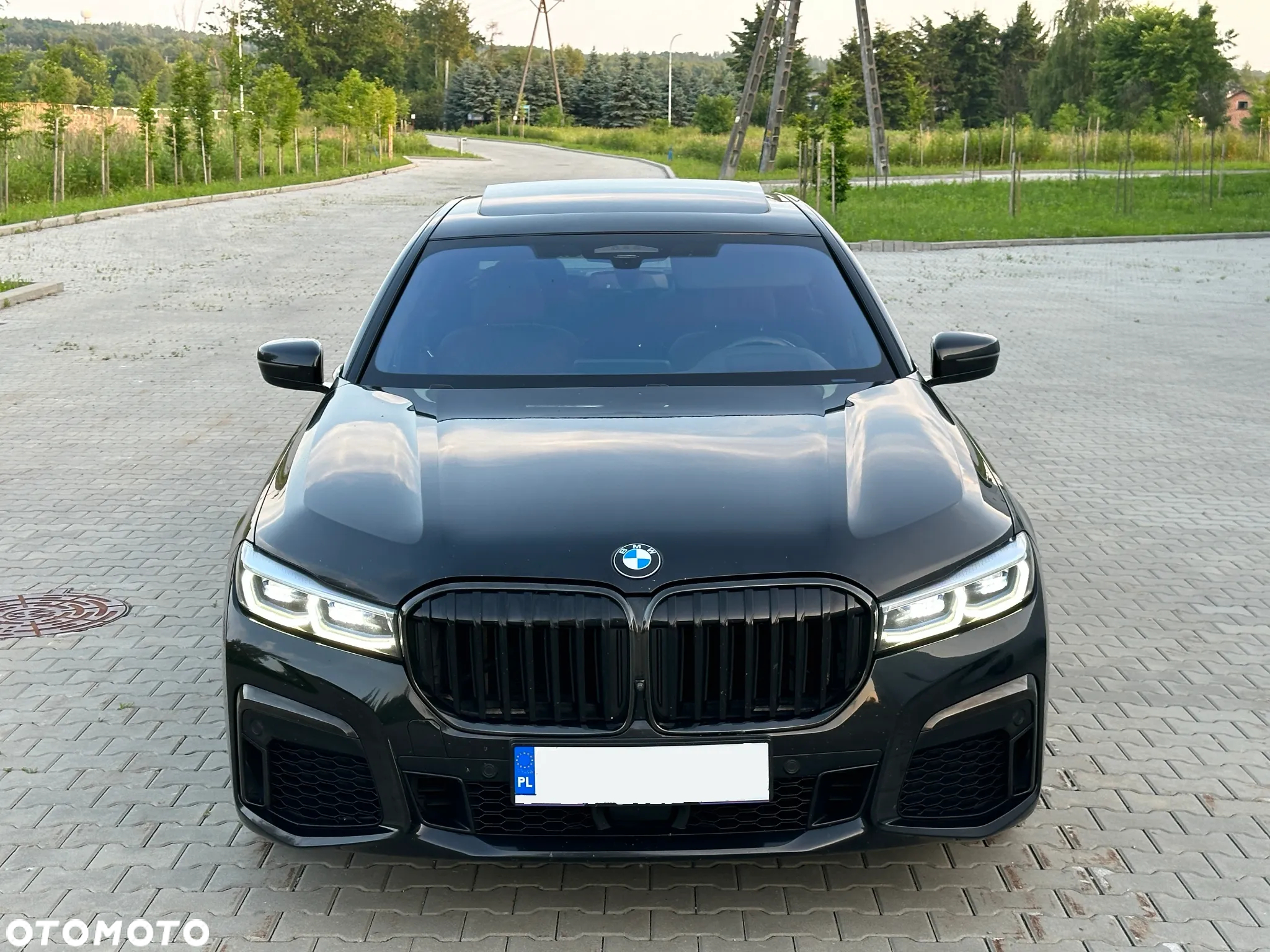 BMW Seria 7 750Li xDrive sport - 3