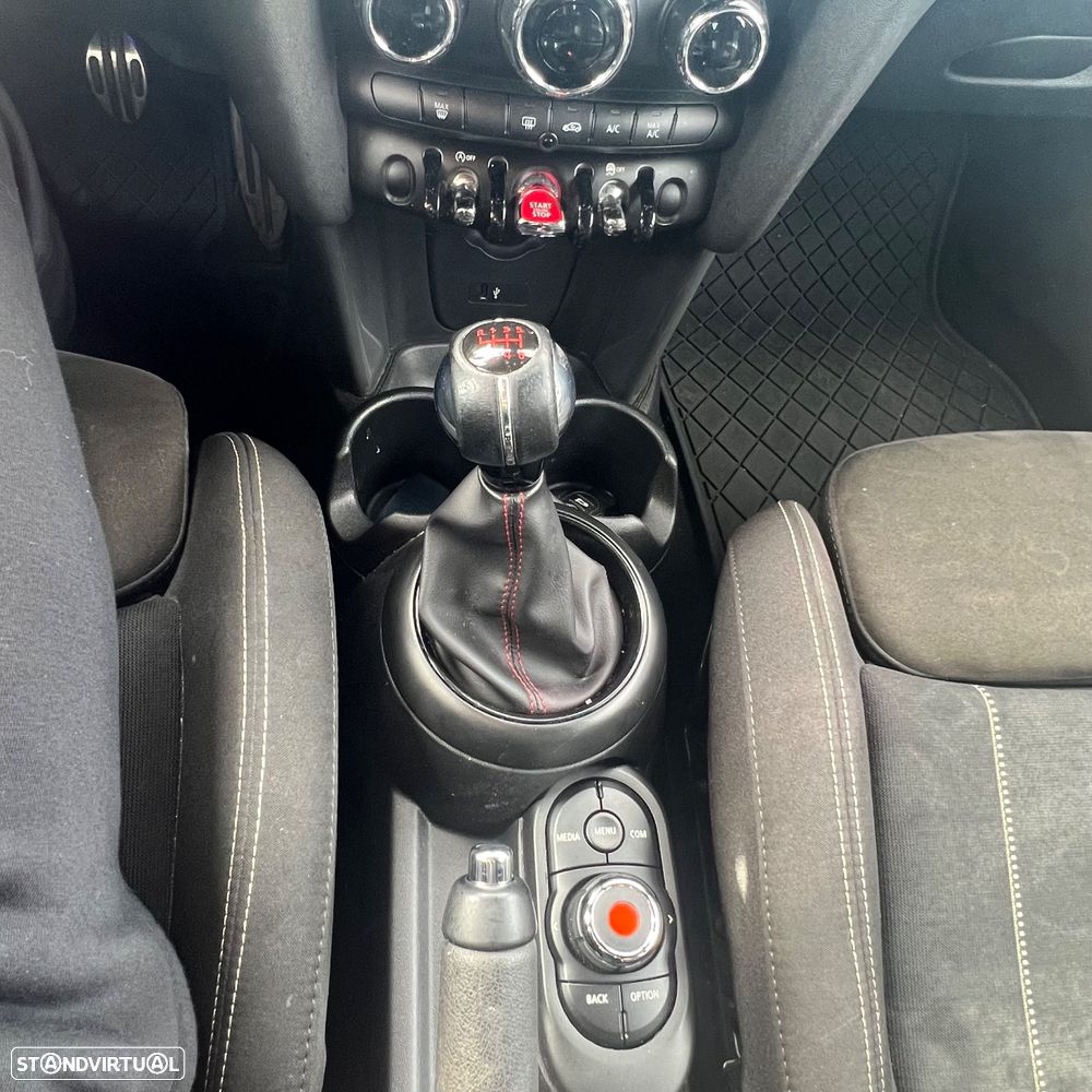 MINI 5 Portas One D - 13