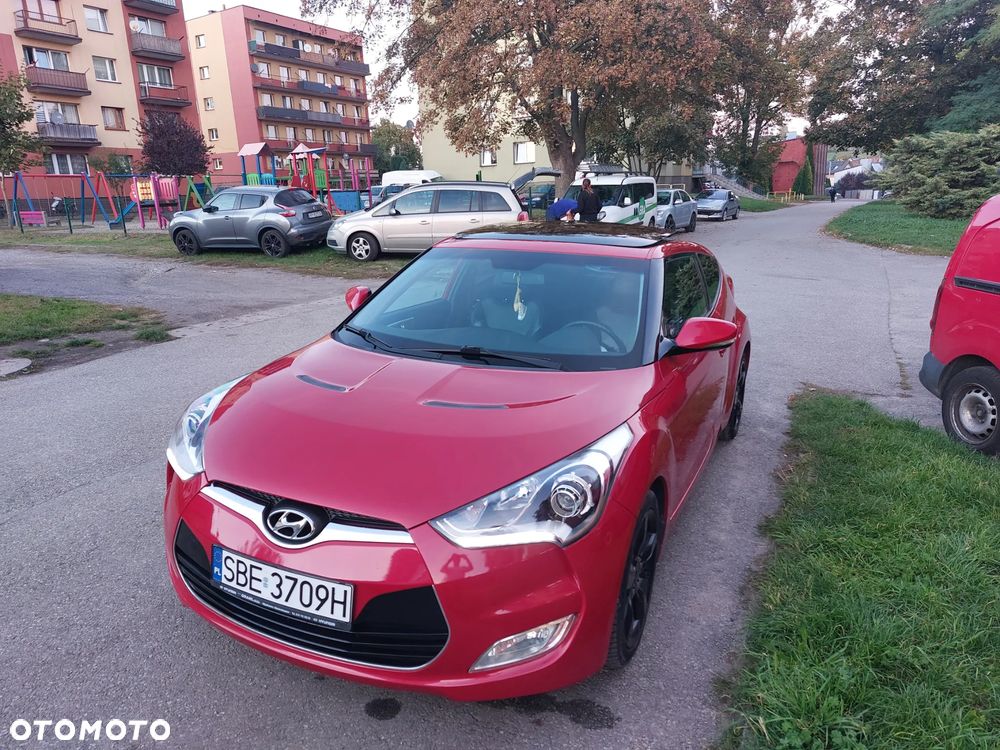 Hyundai Veloster - 1