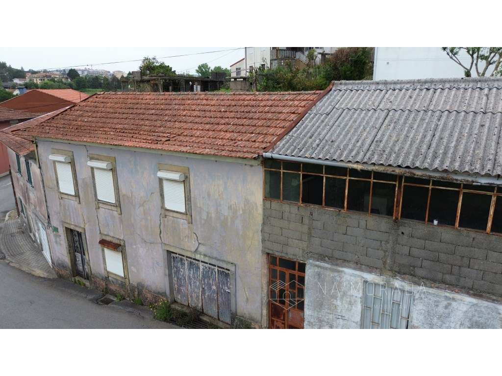 Moradia para restauro em Santa Maria da Feira - Grande imagem: 3/12