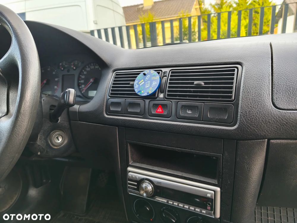 Volkswagen Golf IV 1.6 Comfortline - 10