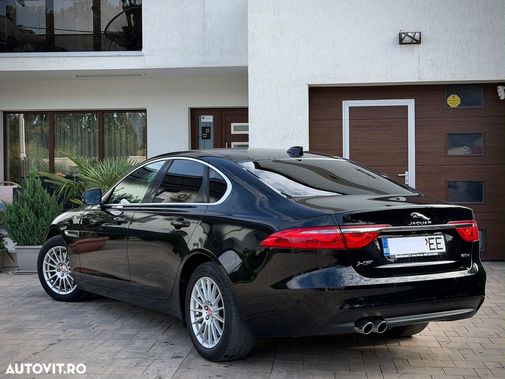 Jaguar XF 20d Aut. Prestige - 3