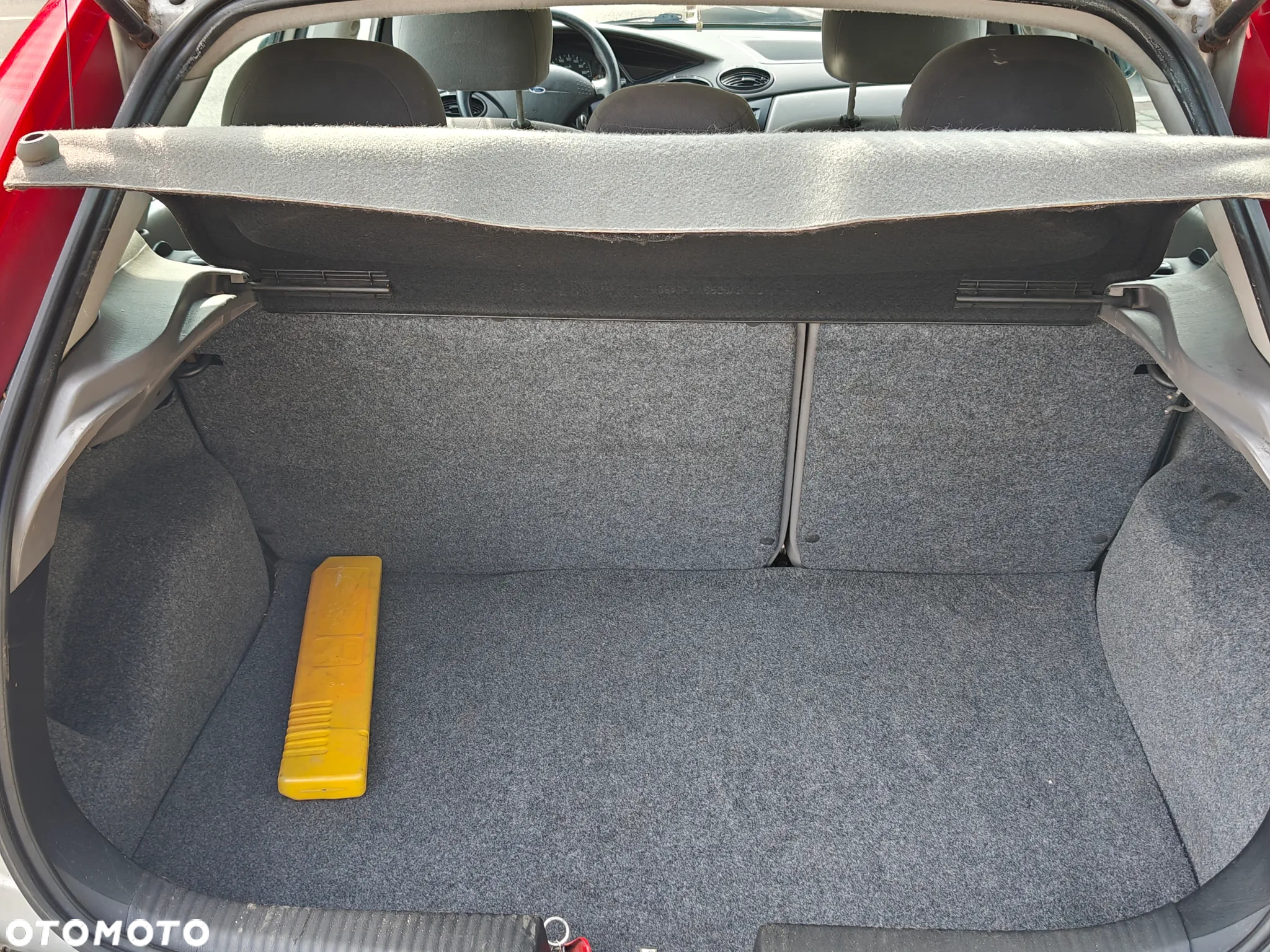 Ford Focus 1.8 Ambiente - 18