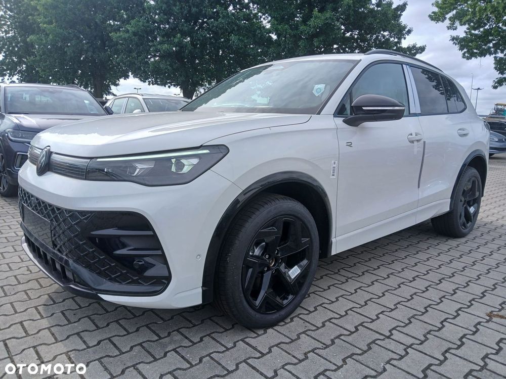 Volkswagen Tiguan - 2