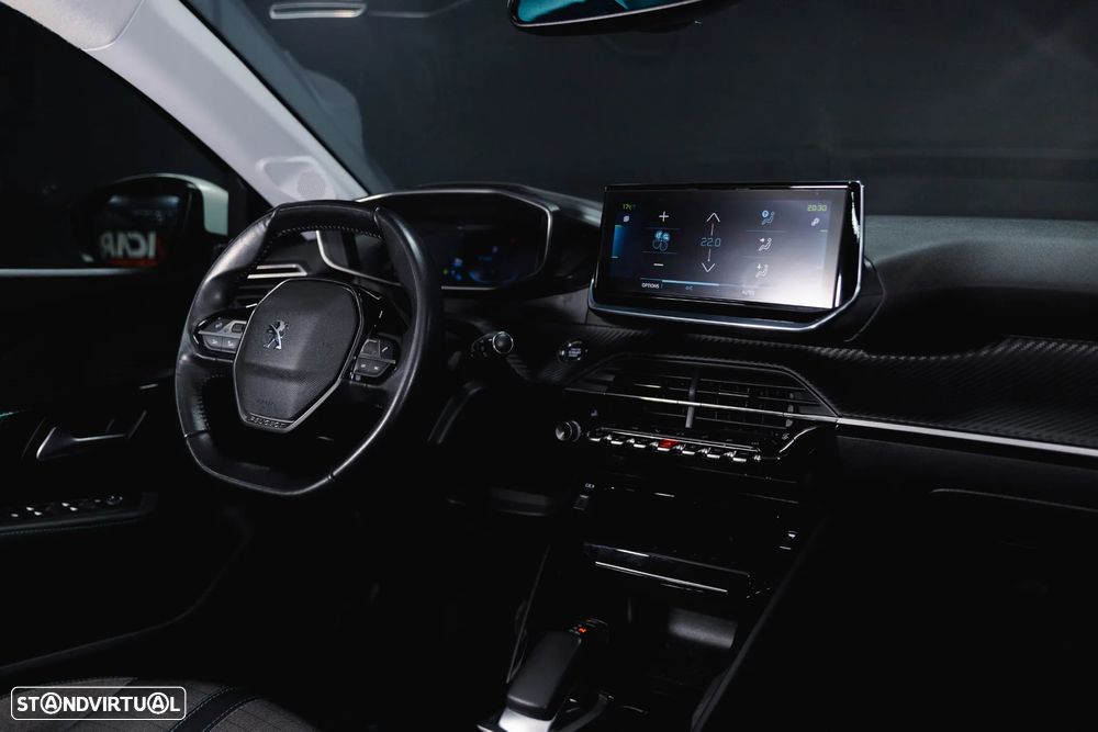 Peugeot e-208 Allure Pack - 18