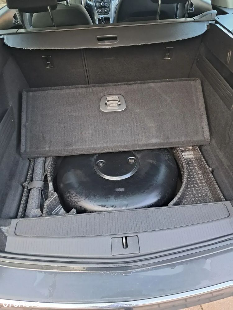Opel Astra 1.4 Turbo - 10