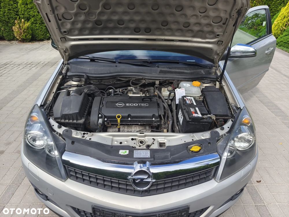 Opel Astra 1.8 Cosmo - 23