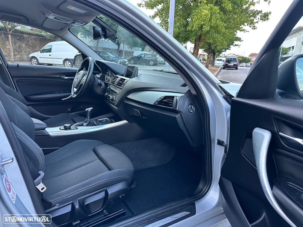 BMW 116 d EDynamics Line Sport - 42