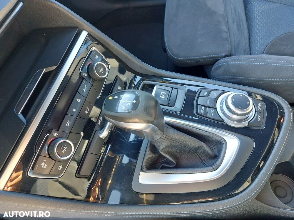 BMW Seria 2 220d xDrive AT Standard - 17