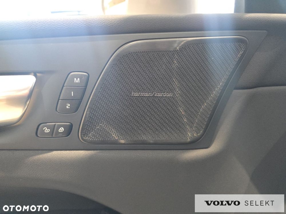 Volvo XC 60 - 23