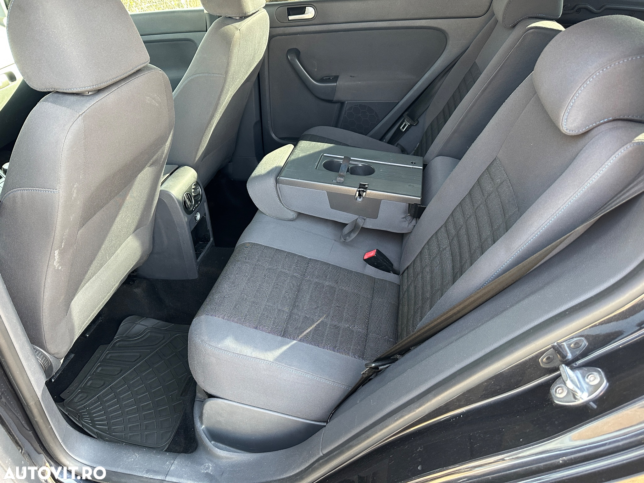 Volkswagen Golf Plus 1.9 TDI Tour - 8
