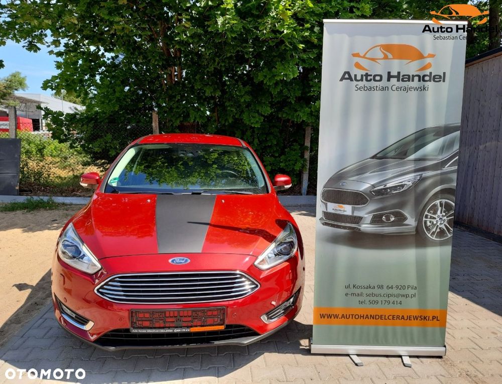 Ford Focus 1.5 EcoBoost STart-Stopp-System TITANIUM - 4