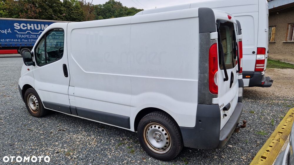 Opel Vivaro - 4